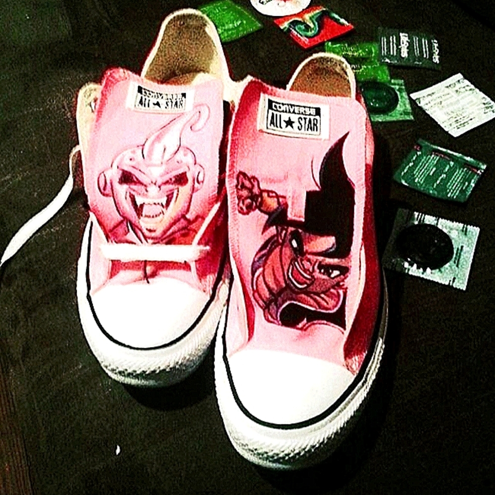 Pink converse